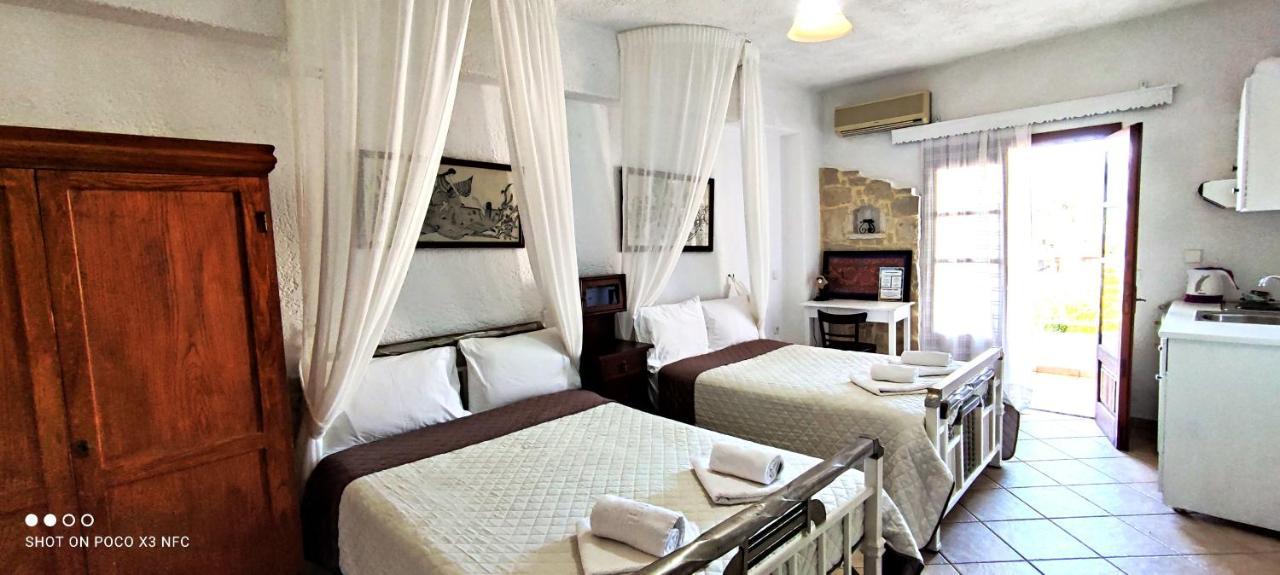 Keramos Hotel ซารอส ภายนอก รูปภาพ