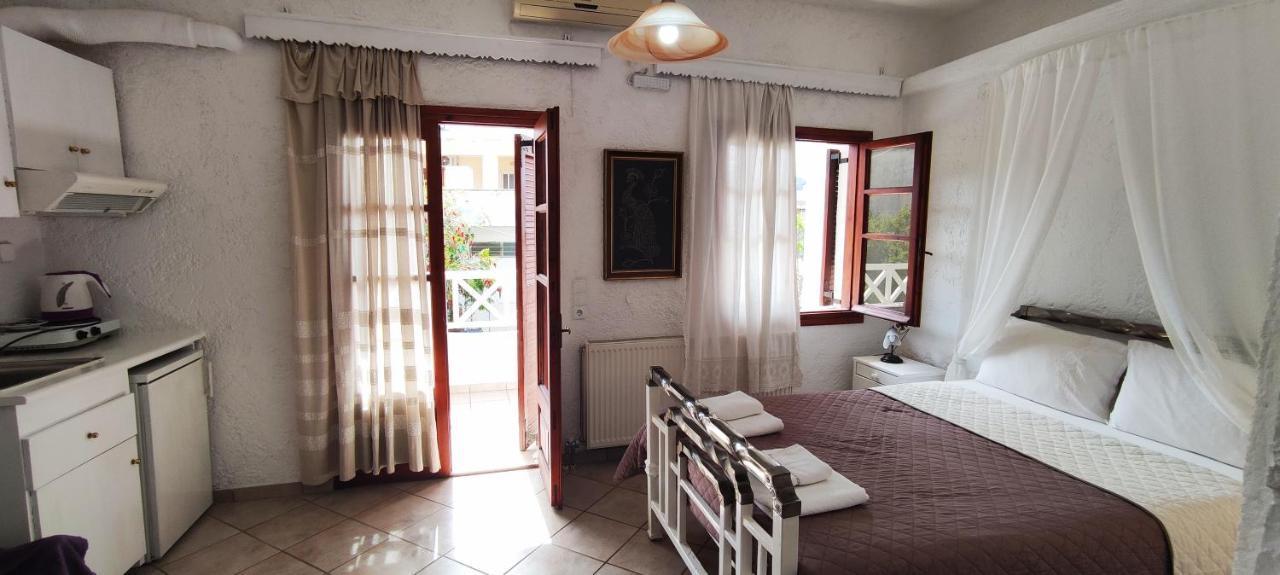 Keramos Hotel ซารอส ภายนอก รูปภาพ