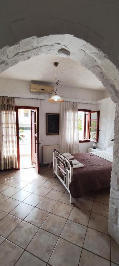 Keramos Hotel ซารอส ภายนอก รูปภาพ